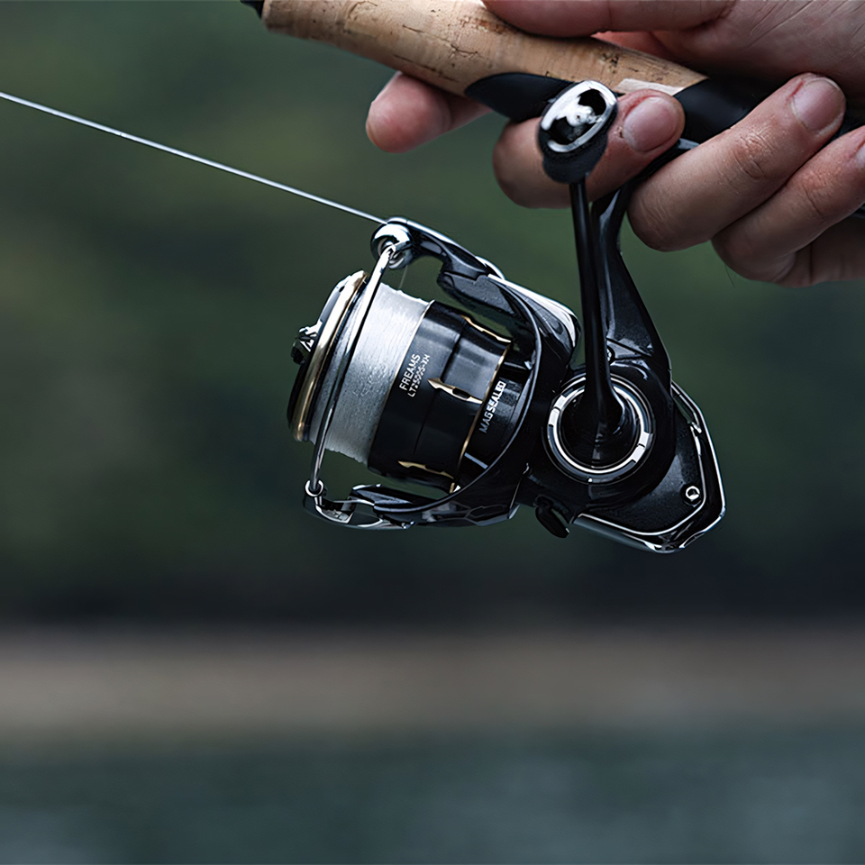 รอกสปินนิ่ง DAIWA 2026 FREAMS, - Abu Garcia Reel Revo บทวิจารณ์และราคา
